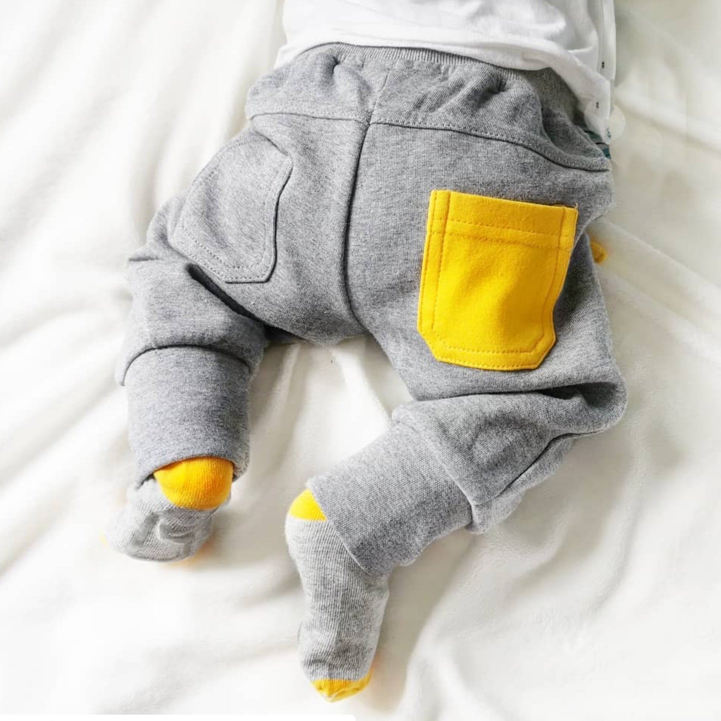 cute baby toddler kids boy girl cotton joggers sweatpants pants trousers non-slip grips socks attached built-in footed