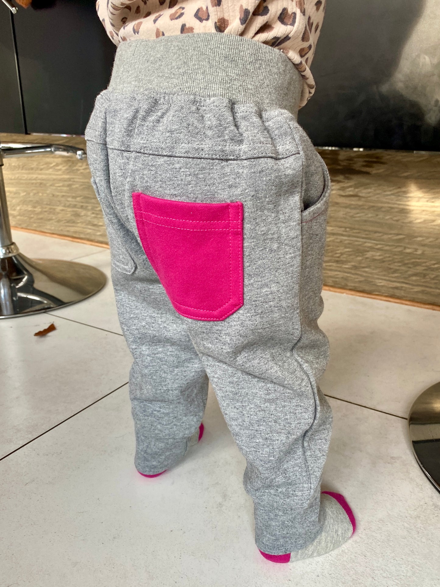 Sockatoos Original Joggers - PINK